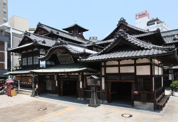 道後溫泉本館